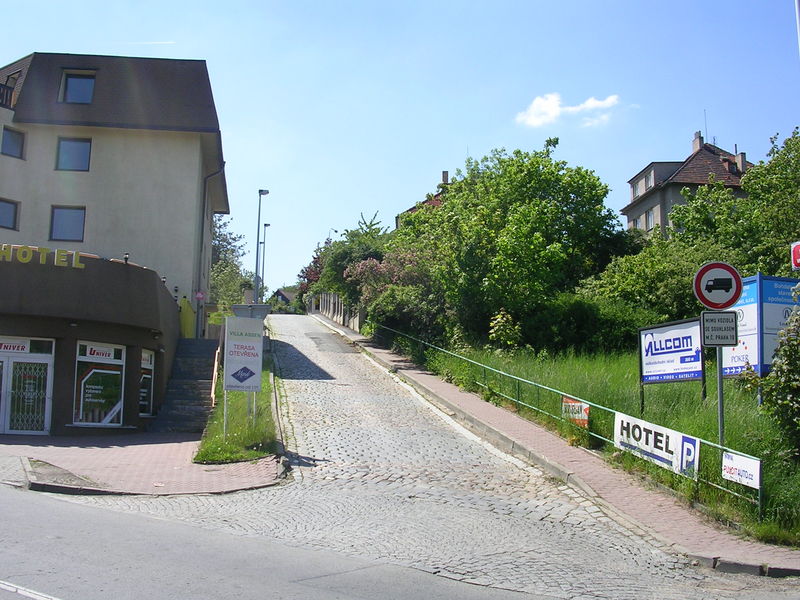 Soubor:Vršovice, Výstupní.jpg