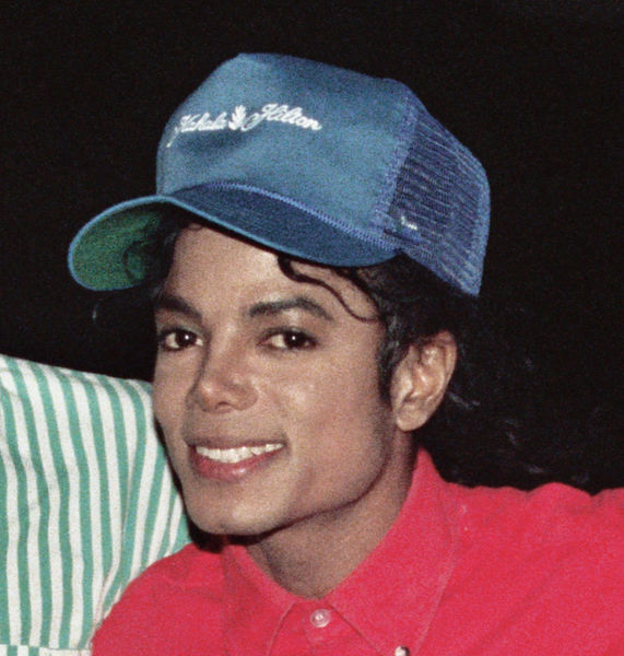 Soubor:Michael Jackson, 1988, cropped.jpg