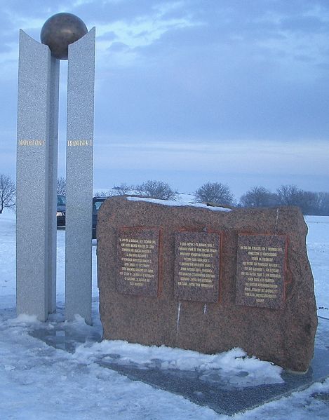 Soubor:Dreikaisermonument.jpg