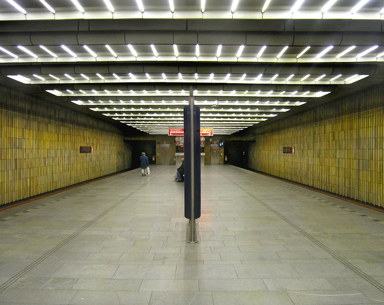 Soubor:Praha metro Chodov 1.jpg