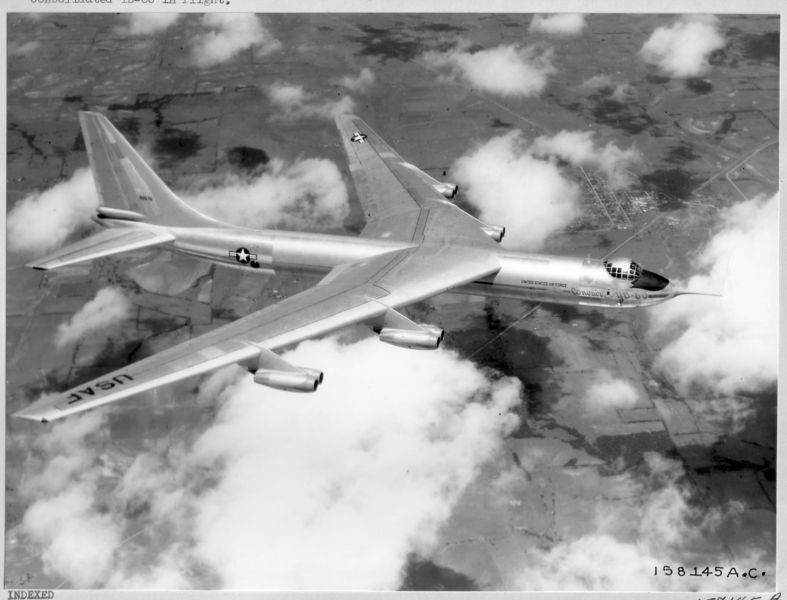 Soubor:Convair YB-60 040315-F-9999G-007.jpg