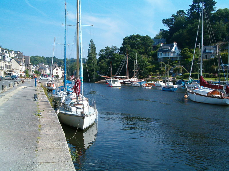 Soubor:Jachthaven van Pont-Aven.jpg