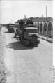 Bundesarchiv Bild 101I-049-1605-10A, Jugoslawien, Raupenschlepper Ost mit Geschütz.jpg