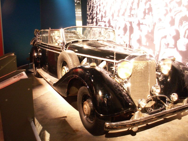 Soubor:Hitlers Car 3 db.jpg