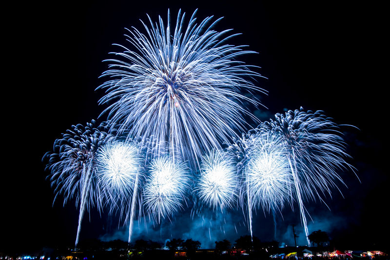 Soubor:Tsuchiura Fireworks Display-2-Flickr.jpg