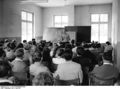 Bundesarchiv B 145 Bild-F004566-0002, Darmstadt, Internationaler Kurs für neue Musik.jpg