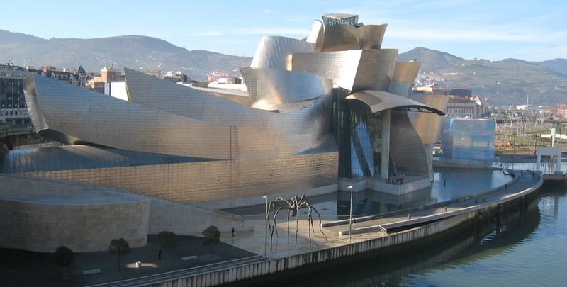 Soubor:Guggenheim-bilbao-jan05.jpg