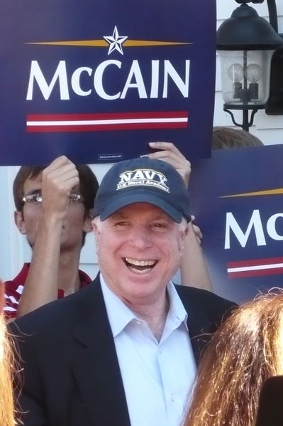 Soubor:John McCain Mackinac Island.JPG