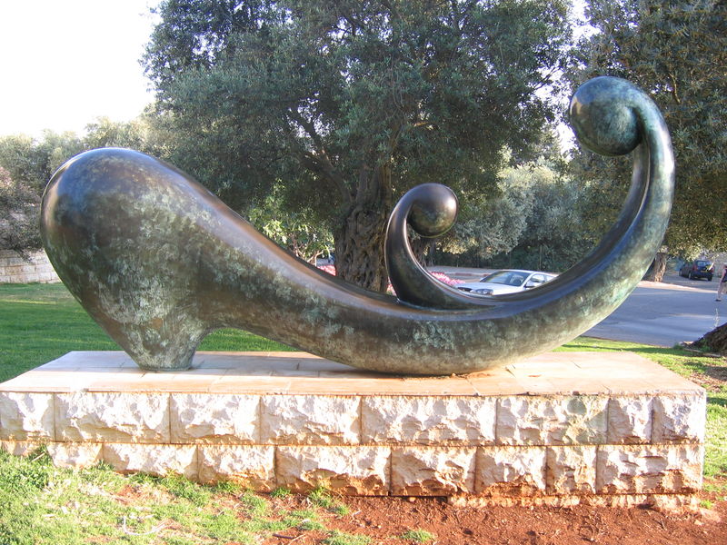 Soubor:Safed Sculpture.jpg