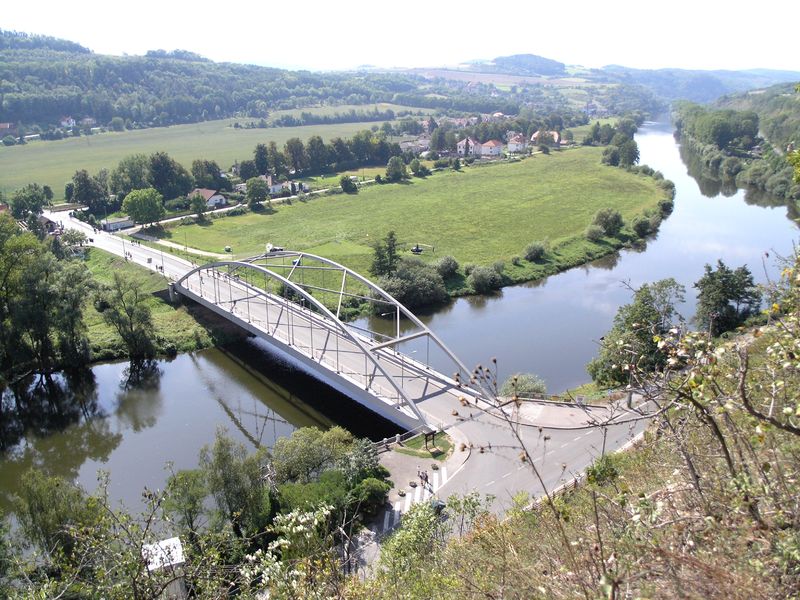 Soubor:Karlštejn 094 (most).jpg