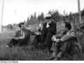 Bundesarchiv B 145 Bild-F003835-0002, Schwarzwald, Stupp, Konrad und Georg Adenauer.jpg