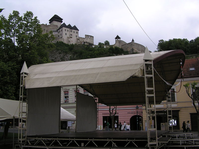 Soubor:TRENCIN2007-005.jpg