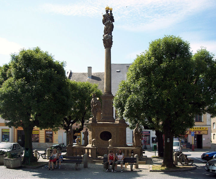 Soubor:Mohelnice - Plague Column2.jpg