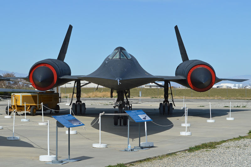 Soubor:Lockheed SR-71A Blackbird-015-AWFlickr.jpg