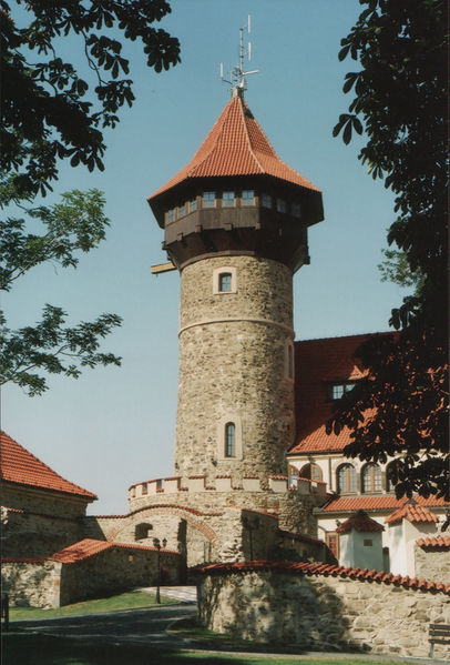 Soubor:Hnevin lookout tower.jpg