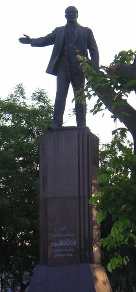 Soubor:Lenin vijaywada.jpg