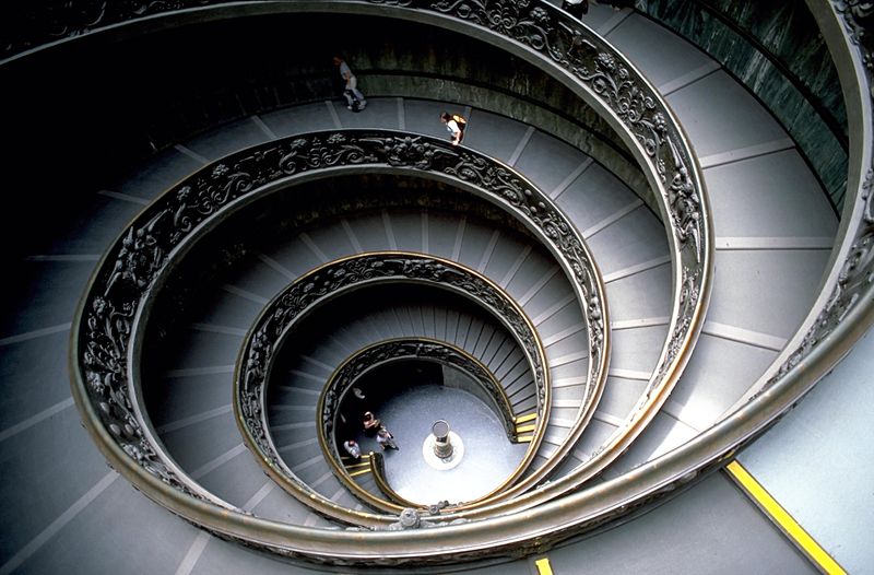 Soubor:VaticanMuseumStaircase.jpg