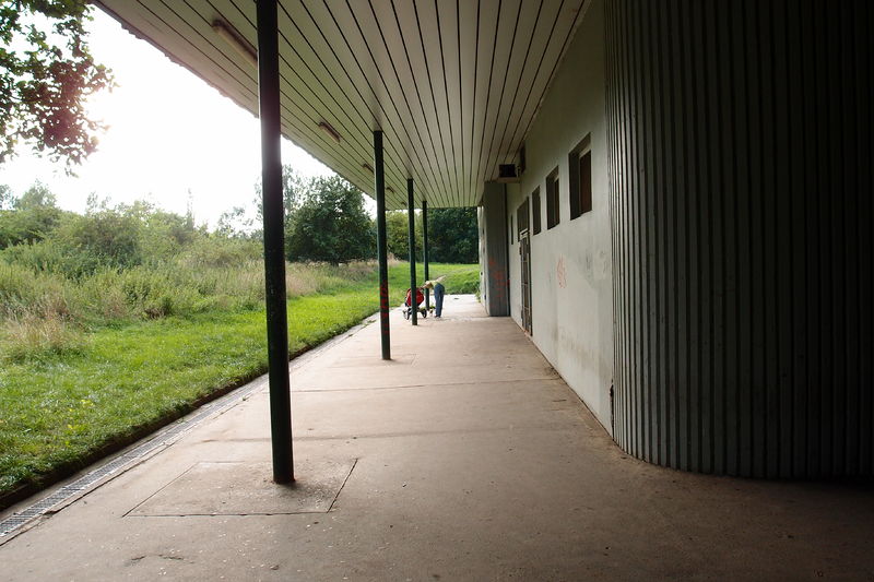 Soubor:Roztyly metro station 2016Z05.JPG