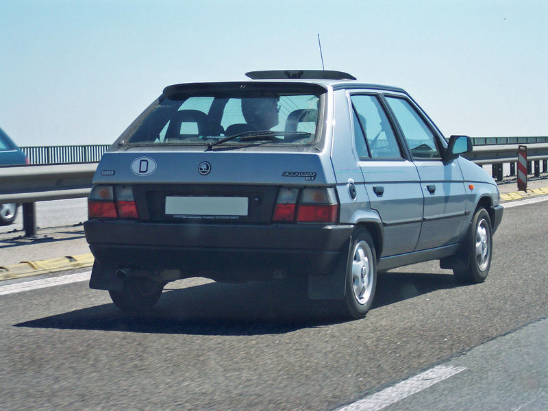 Soubor:Skoda Favorit.jpg