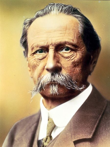 Soubor:Carl-Benz coloriert.jpg