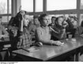 Bundesarchiv B 145 Bild-F001326-0010, Bonn, Münsterschule.jpg